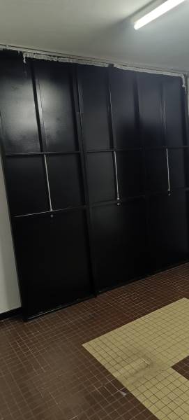 Sécurisation des accès fenêtres par panneaux anti-intrusion à Marseille dans les Bouches-du-Rhône